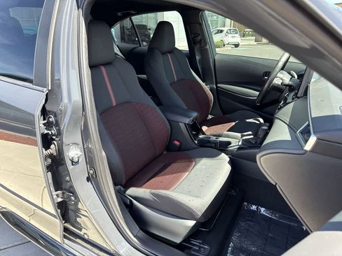 Used 2023 Toyota Corolla SE FWD image 14