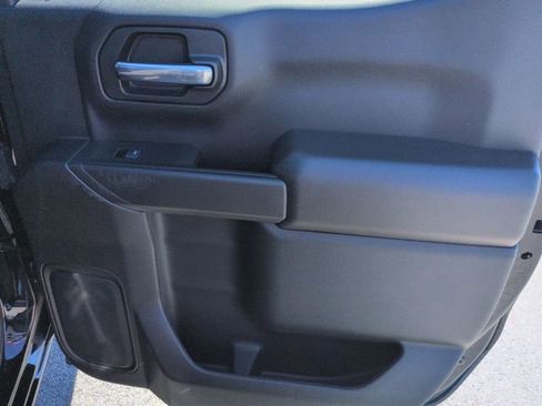 Used 2022 Chevrolet Silverado 1500 Custom image 31