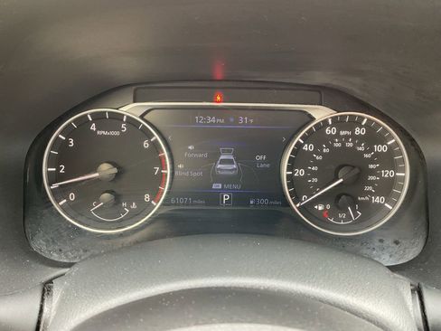 Used 2023 Nissan Altima 2.5 SV image 12