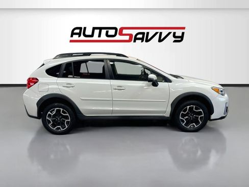 Used 2017 Subaru Crosstrek 2.0i Limited AWD/4WD image 8