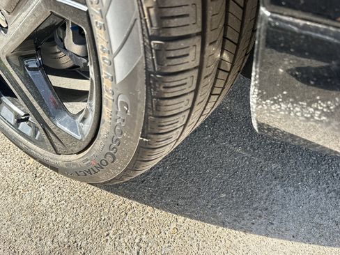 New 2026 Chevrolet Equinox EV RS image 11