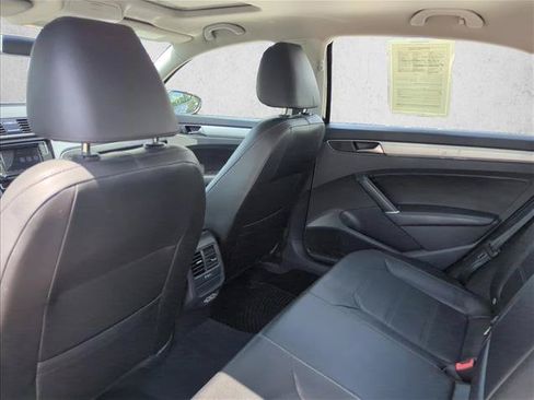 Used 2019 Volkswagen Passat 2.0T Wolfsburg w/ Wheels & Sunroof Package FWD image 18
