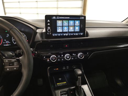 Used 2025 Honda CR-V EX-L image 7