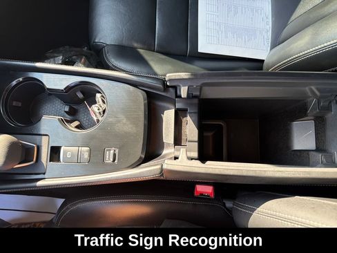Used 2023 Nissan Rogue SL w/ SL Premium Package FWD image 27