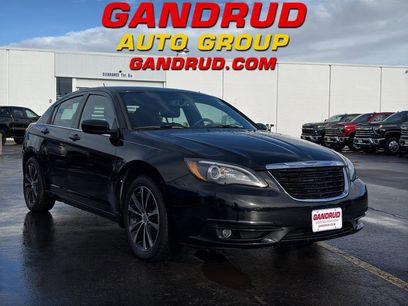 Used 2013 Chrysler 200 Limited w/ Sun/Sound Group