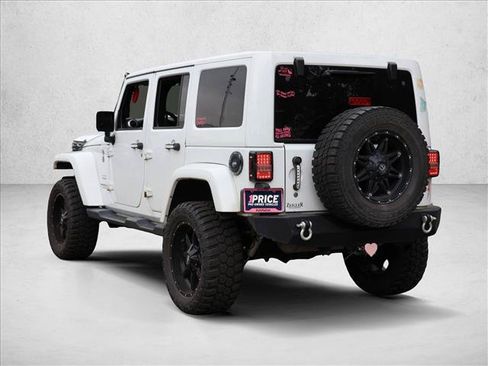 Used 2016 Jeep Wrangler Unlimited Sahara w/ Max Tow Package AWD/4WD image 7