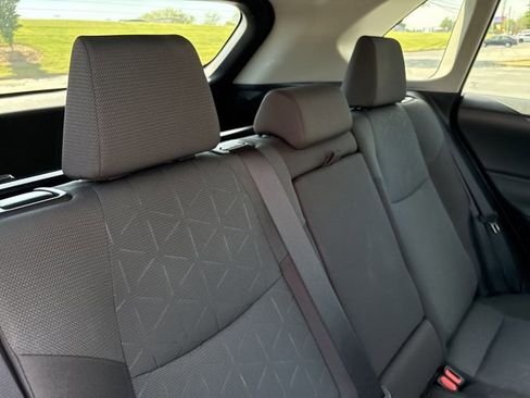 Used 2025 Toyota RAV4 XLE FWD image 20