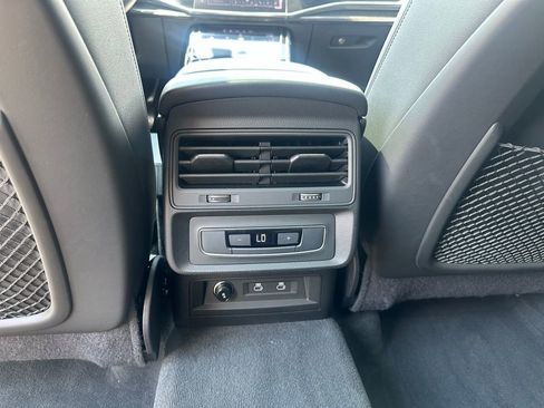 Certified 2025 Audi Q7 3.0T Premium w/ Convenience Package image 22