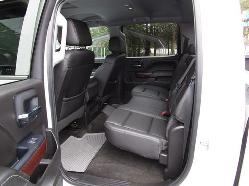 Used 2018 GMC Sierra 1500 SLT image 21