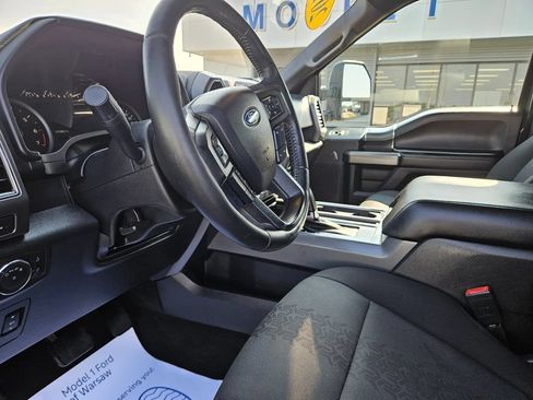 Used 2020 Ford F150 XLT w/ Equipment Group 302A Luxury AWD/4WD image 16
