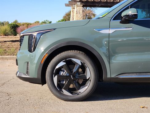 New 2026 Kia Sorento EX image 8