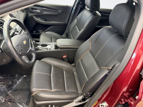 Used 2016 Chevrolet Impala LTZ w/ Enhanced Convenience Package image 11