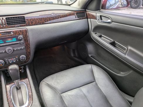 Used 2013 Chevrolet Impala LTZ image 16