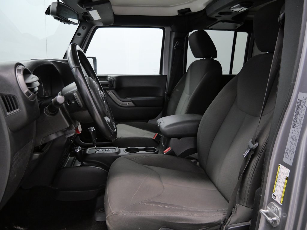 Certified 2018 Jeep Wrangler Unlimited Sport S AWD/4WD image 19