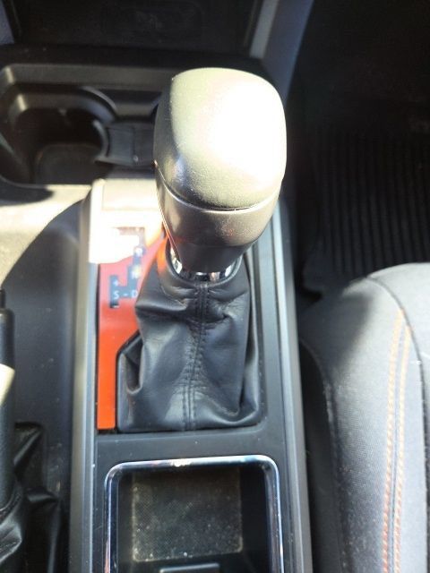 Used 2016 Toyota Tacoma TRD Off-Road AWD/4WD image 8