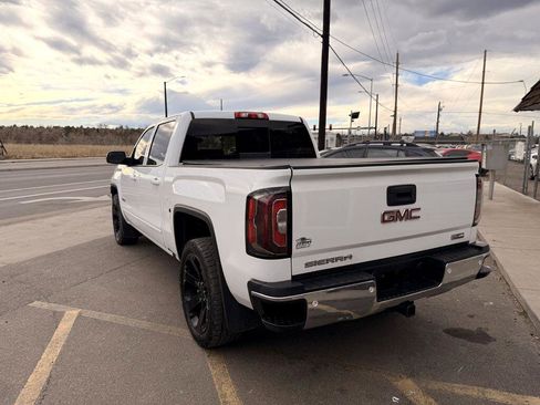 Used 2017 GMC Sierra 1500 SLT w/ All Terrain Package image 5