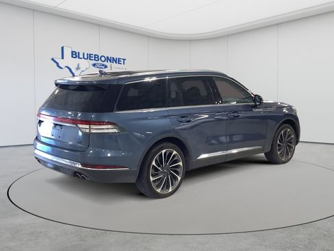 Used 2020 Lincoln Aviator Reserve w/ Equipment Group 202A AWD/4WD image 5