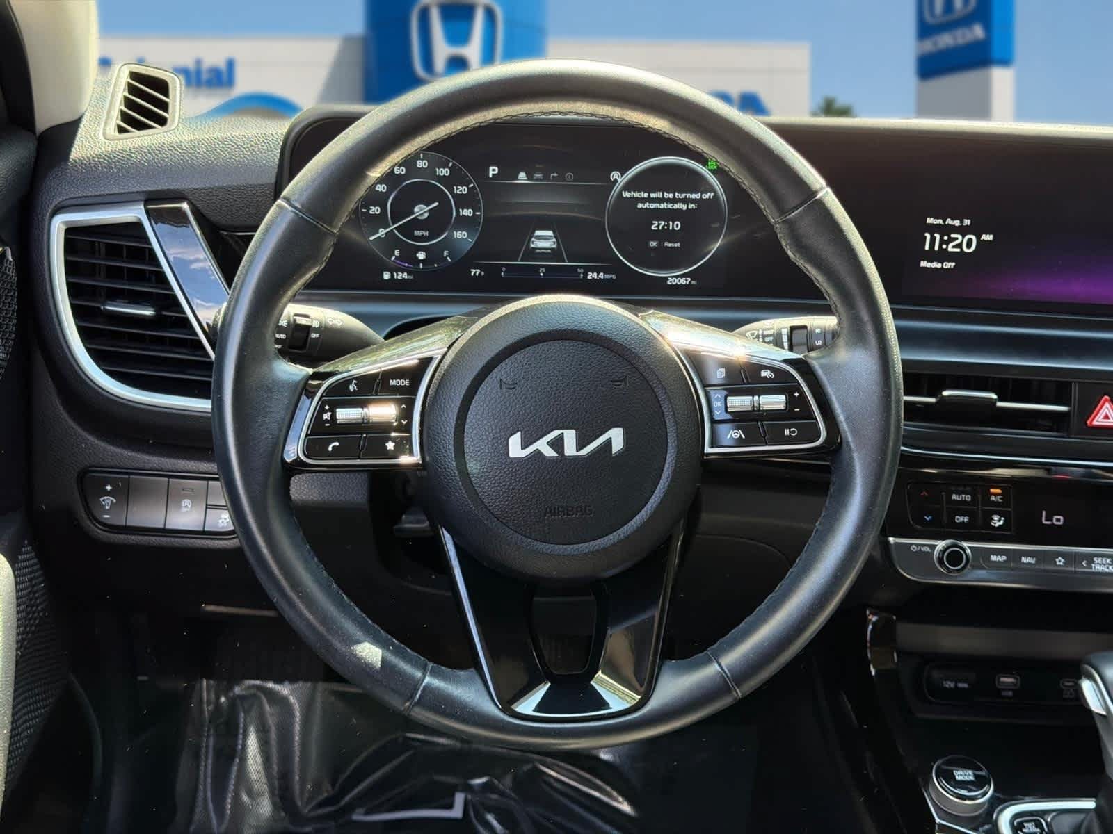 Used 2024 Kia Seltos S AWD/4WD image 16