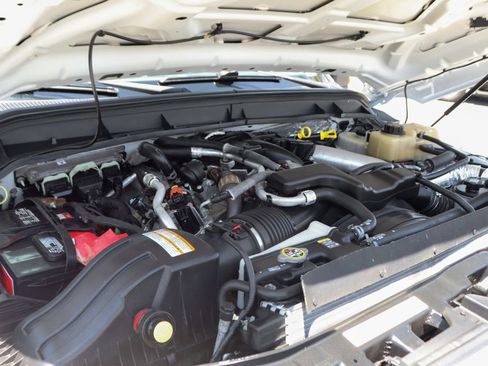 Used 2012 Ford F350 XLT AWD/4WD image 11