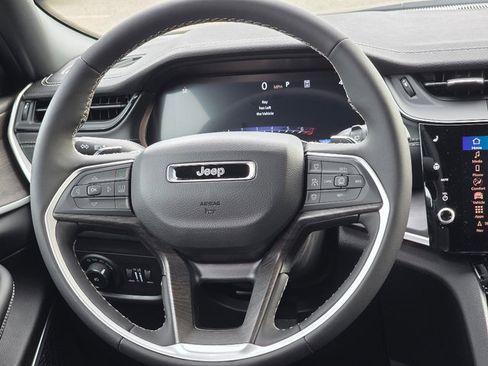 New 2026 Jeep Grand Cherokee Limited image 15