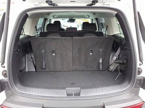 Used 2025 Hyundai Santa Fe SE image 29