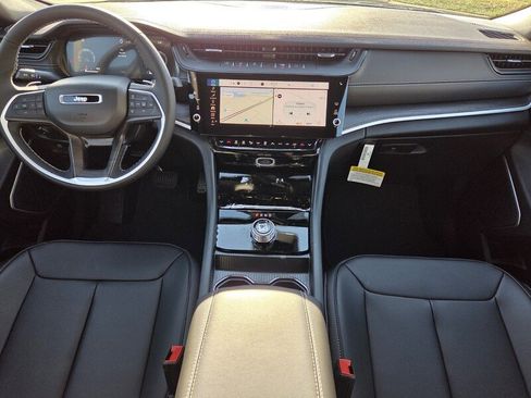 New 2026 Jeep Grand Cherokee Limited w/ Limited Altitude Package image 12