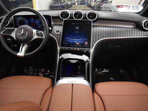 Certified 2024 Mercedes-Benz GLC 300 image 20
