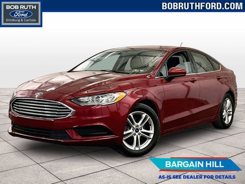 Used 2018 Ford Fusion SE w/ Fusion SE Technology Package FWD image 1