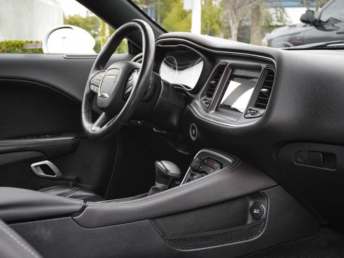 Used 2017 Dodge Challenger R/T w/ Cold Weather Group image 31