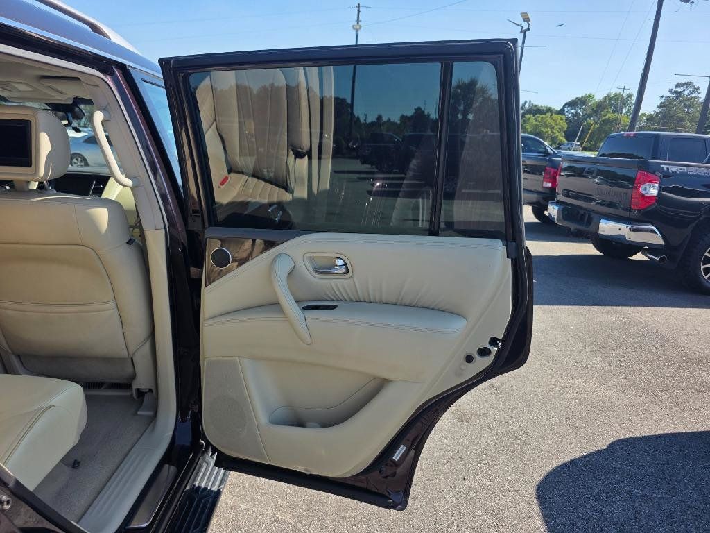 Used 2012 INFINITI QX56 4WD w/ Deluxe Touring Pkg image 15