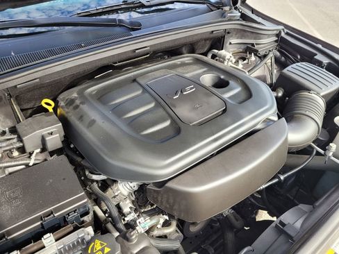 Used 2021 Jeep Grand Cherokee Laredo image 12