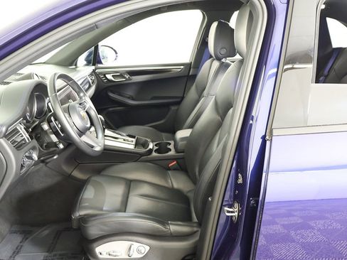 Used 2022 Porsche Macan image 35