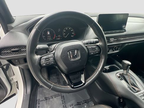 Used 2024 Honda HR-V Sport image 11