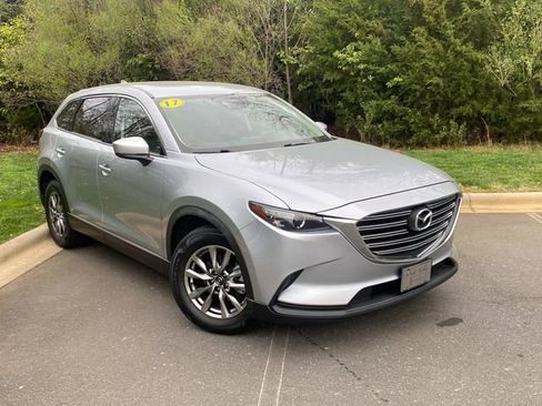 Used 2017 MAZDA CX-9 Touring image 1
