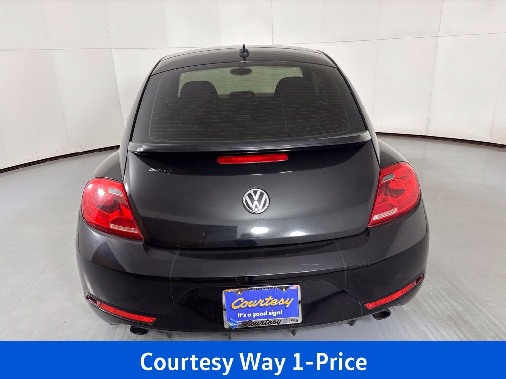 Used 2014 Volkswagen Beetle R-Line FWD image 10