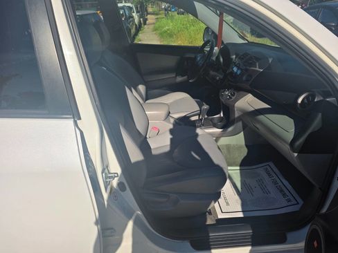 Used 2007 Toyota RAV4 Limited image 12