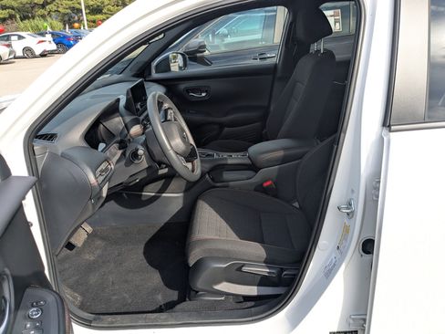Used 2024 Honda HR-V Sport image 10