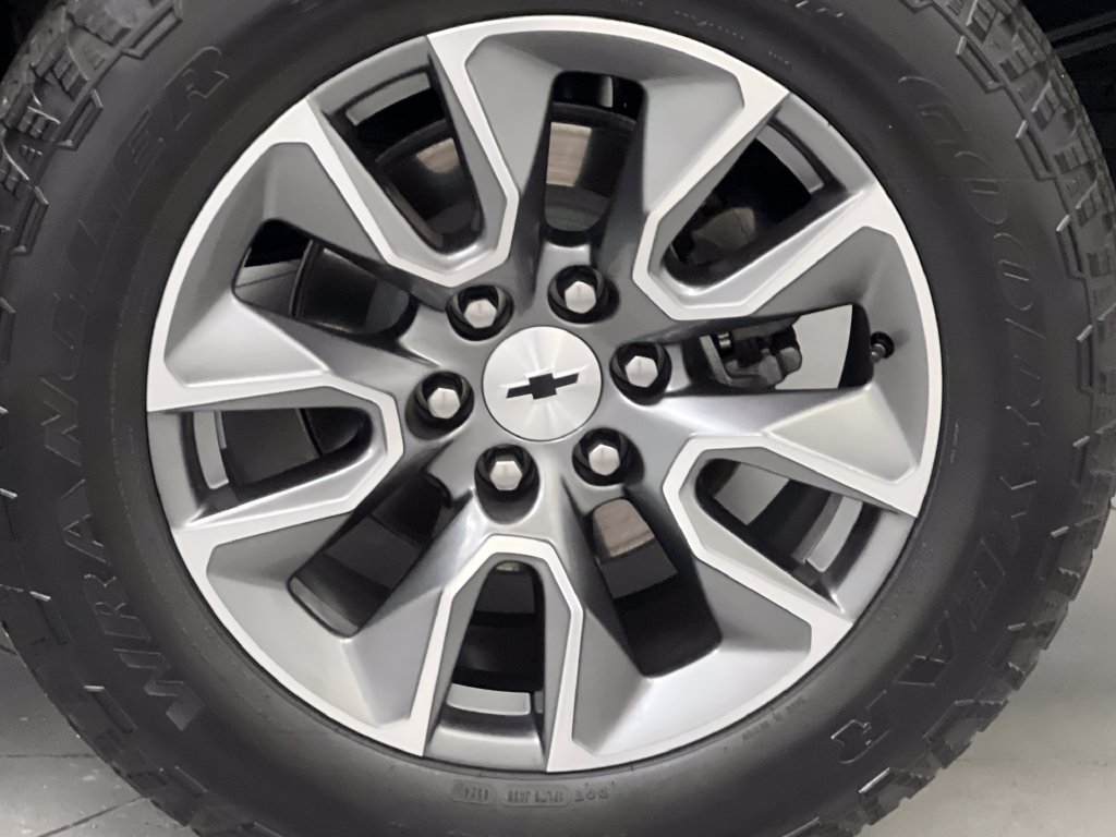 Used 2024 Chevrolet Silverado 1500 RST AWD/4WD image 67