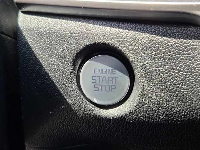 Used 2025 Kia Sorento EX w/ Panoramic Sunroof Package FWD image 23