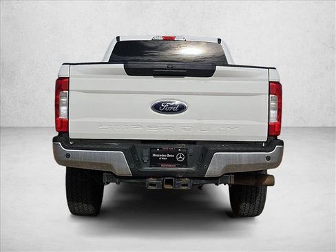 Used 2019 Ford F250 XLT w/ XLT Value Package image 6