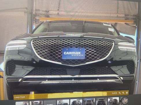 Certified 2025 Genesis GV70 2.5T w/ Advanced Package image 2