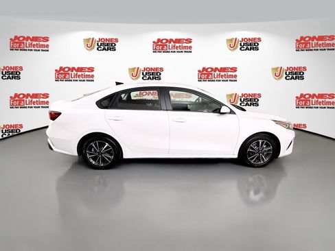 Used 2023 Kia Forte LXS FWD image 16