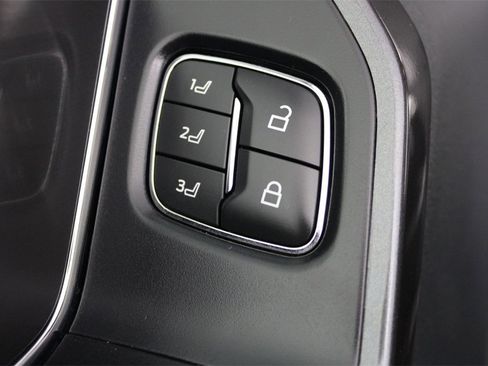 Used 2021 Ford F150 Lariat w/ Equipment Group 502A High image 18