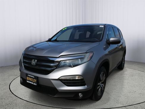 Used 2016 Honda Pilot EX image 4