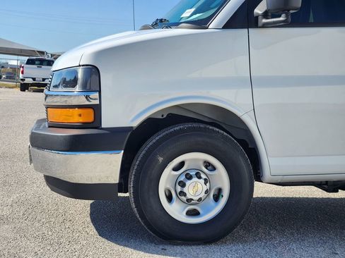 New 2025 Chevrolet Express 3500 w/ Power Convenience Package RWD image 5