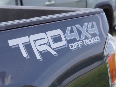 Used 2023 Toyota Tacoma TRD Off-Road AWD/4WD image 8