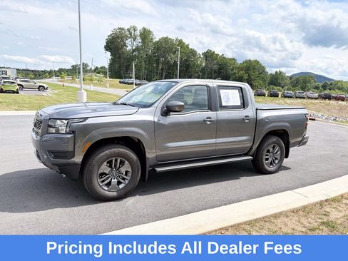 Used 2025 Nissan Frontier SV AWD/4WD image 4
