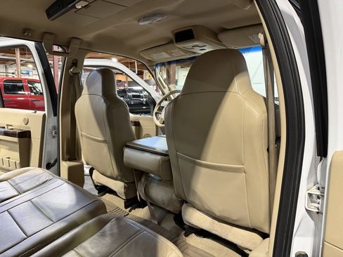 Used 2008 Ford F350 Lariat image 23
