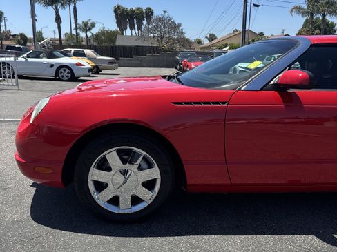 Used 2002 Ford Thunderbird RWD image 9