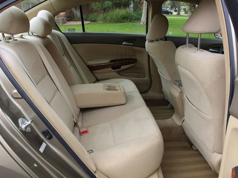 Used 2009 Honda Accord EX image 14